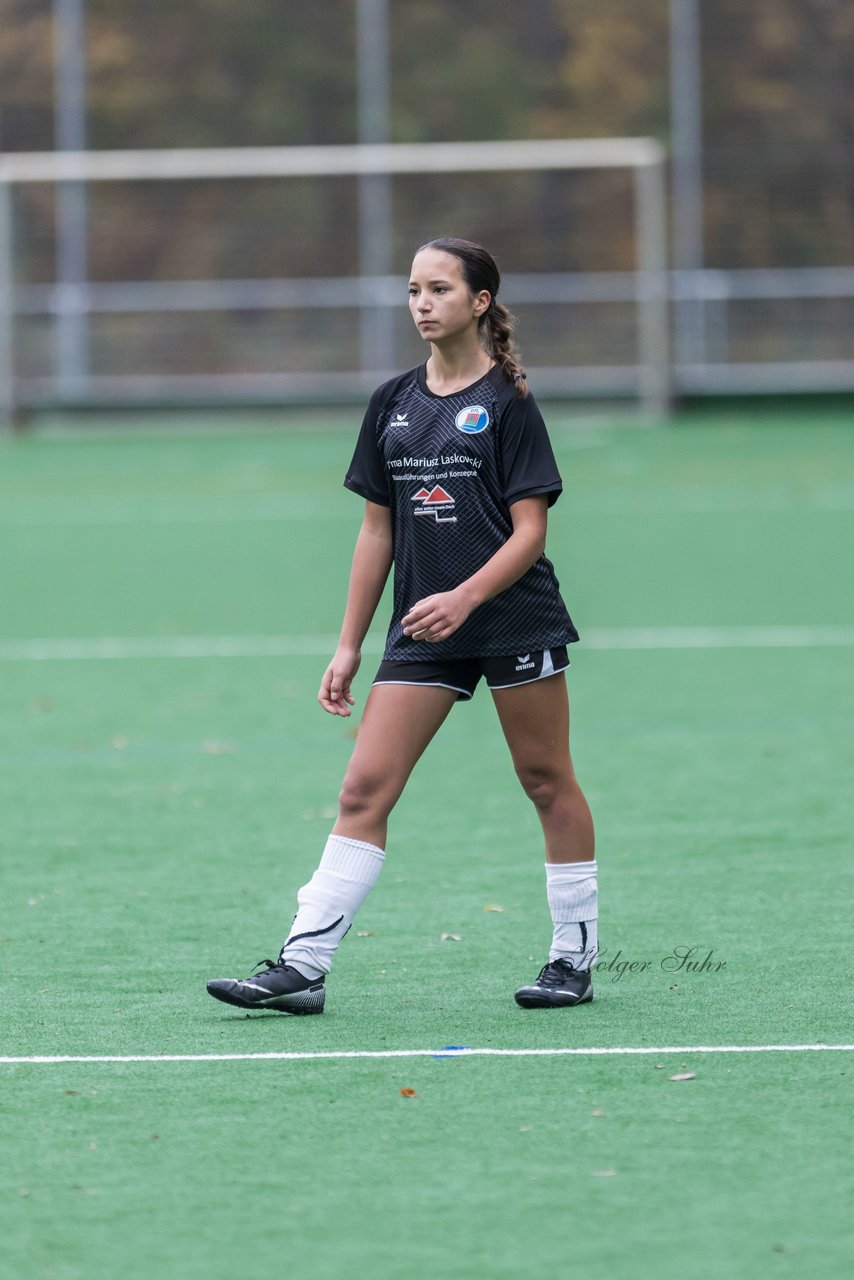 Bild 387 - wCJ VfL Pinneberg - Eimsbuettler TV : Ergebnis: 0:3